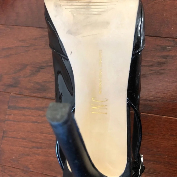 INC BLACK PATENT LEATHER SANDLES 7 excellent condition - Picture 3 of 6